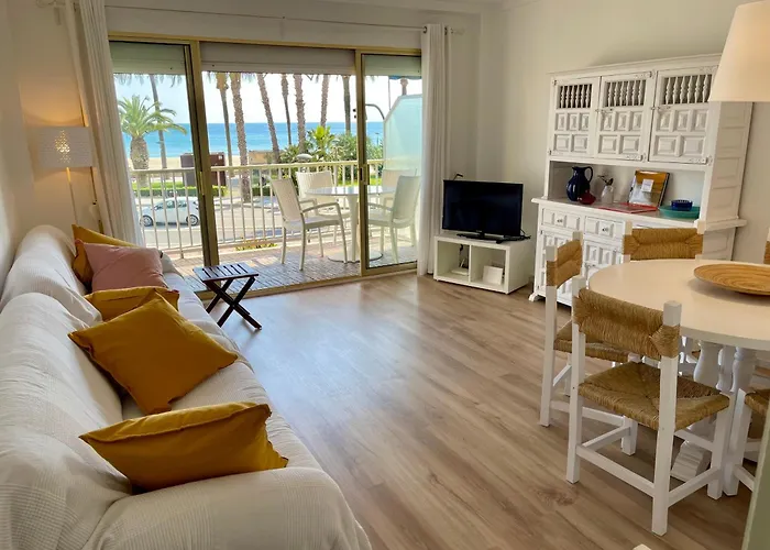 Marina Salou Apartments